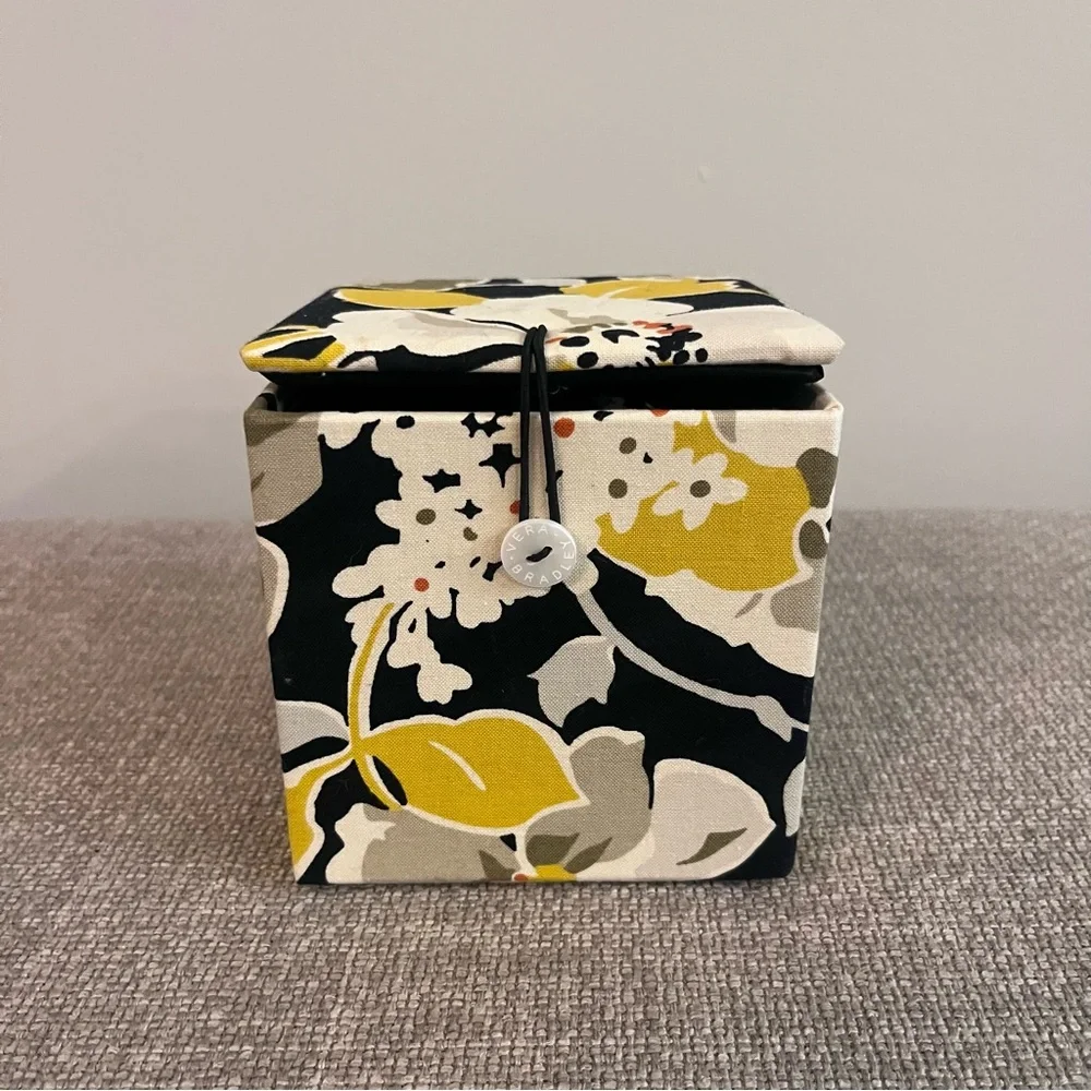 Vera Bradley excellent preowned